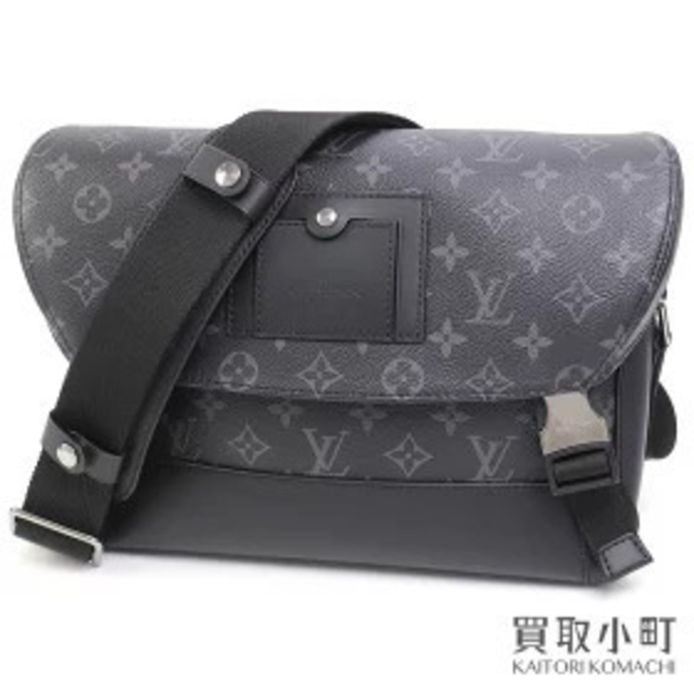 Louis Vuitton Messenger Voyage Monogram Eclipse Black Shoulder Bag Crossbody LV